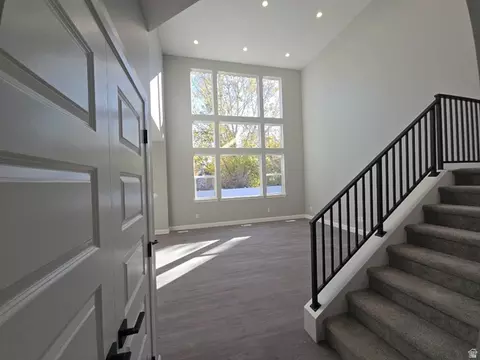 Living - 6849 S Jefferson St, Murray, UT 84107 photo 1 of 2