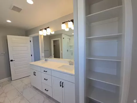 Bath - 6849 S Jefferson St, Murray, UT 84107 photo 7 of 10