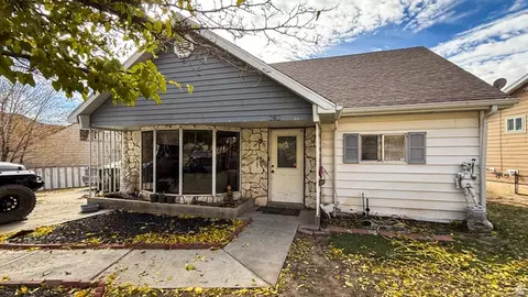 620 Edgehill Dr, East Carbon, UT 84520