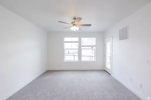 Living - 693 W 4500 S #O101, Mapleton, UT 84664 photo 1 of 1