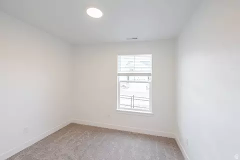 Bedroom - 693 W 4500 S #O101, Mapleton, UT 84664 photo 1 of 3