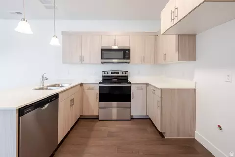 Kitchen - 693 W 4500 S #O302, Mapleton, UT 84664 photo 1 of 3