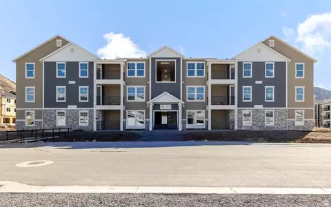 693 W 4500 S #O302, Mapleton, UT 84664