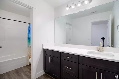 Bath - 3487 N Delta St, Eagle Mountain, UT 84005 photo 3 of 3