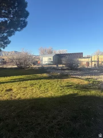 Exterior - 665 E Molen Rd, Ferron, UT 84523 photo 4 of 5