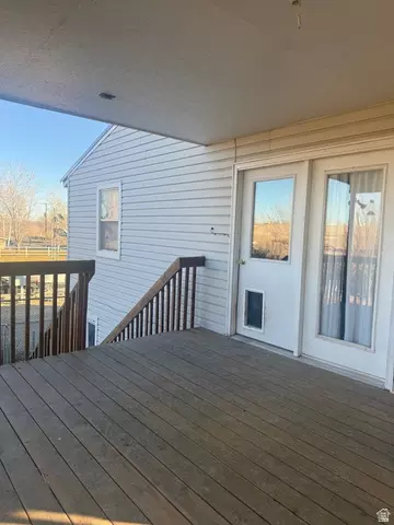 Exterior - 665 E Molen Rd, Ferron, UT 84523 photo 2 of 5