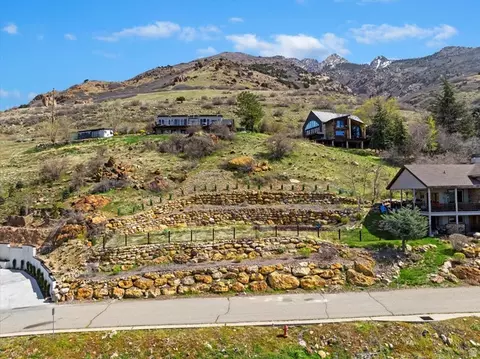 3088 E Silver Hawk Dr S, Holladay, UT 84121