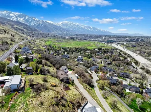 3088 E Silver Hawk Dr S, Holladay, UT 84121 photo 7