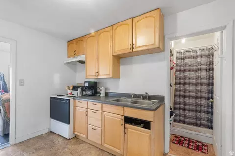 14 E Main St, Goshen, UT 84633