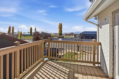 3306 N Fairfield Rd, Layton, UT 84041