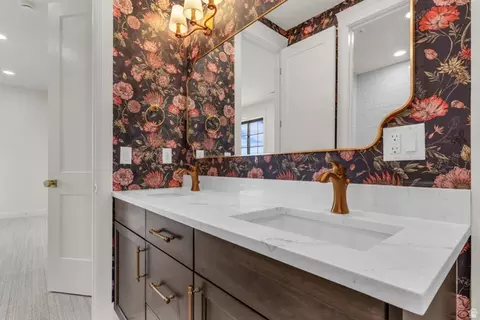 Bath - 1301 S 1020 E, Salem, UT 84653 photo 5 of 8