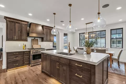 Kitchen - 1301 S 1020 E, Salem, UT 84653 photo 2 of 3