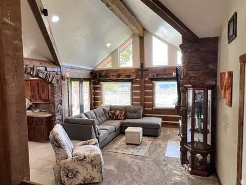 Living - 320 S 500 E, Mount Pleasant, UT 84647 photo 1 of 5