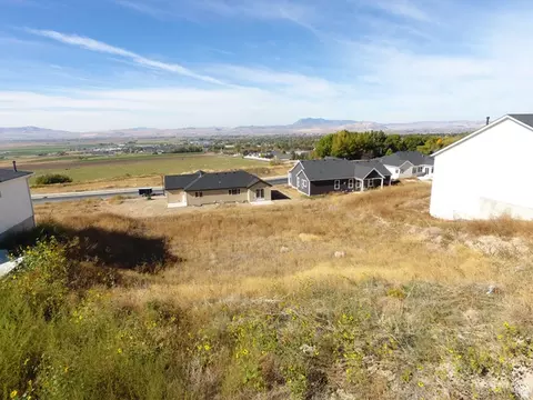 641 S 1080 E #44, Smithfield, UT 84335 photo 4