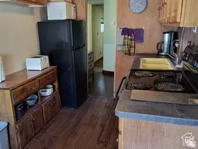Kitchen - 45 E Ivy St, Scofield, UT 84526 photo 2 of 2