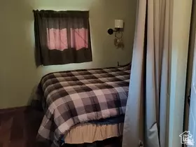 Bedroom - 45 E Ivy St, Scofield, UT 84526 photo 2 of 3