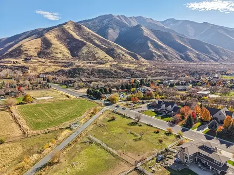 1377 E Maple St, Mapleton, UT 84664 photo 7