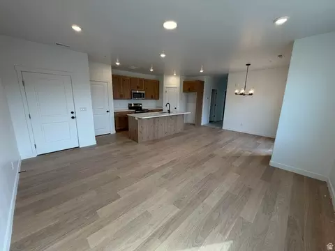 Living - 272 E 850 S #7-201, Spanish Fork, UT 84660 photo 1 of 1