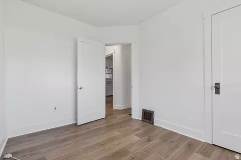 Bedroom - 921 W 2700 S, Syracuse, UT 84075 photo 2 of 6