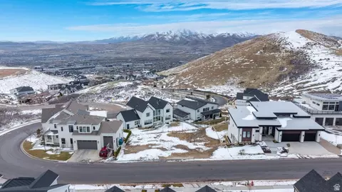 4899 N Vialetto Way #206, Lehi, UT 84043