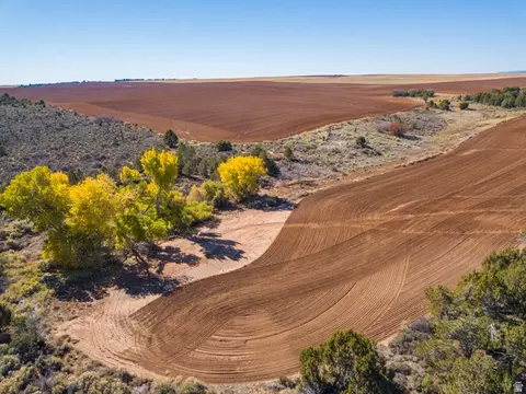 5 S Richardson Rd, Monticello, UT 84535
