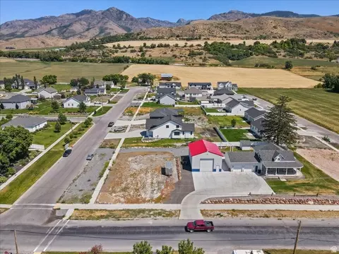 View/Area - 328 E 300 N, Richmond, UT 84333 photo 4 of 18