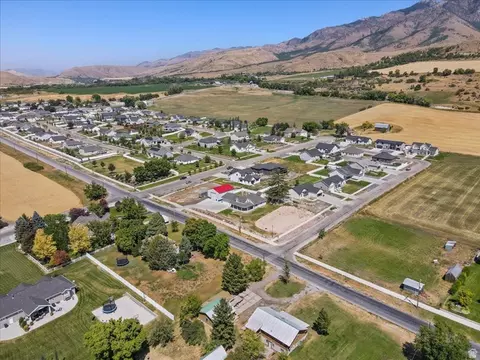 View/Area - 328 E 300 N, Richmond, UT 84333 photo 14 of 18