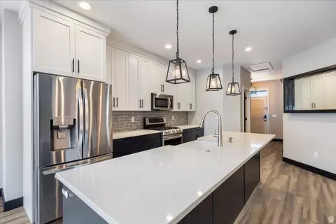 Kitchen - 328 E 300 N, Richmond, UT 84333 photo 2 of 4