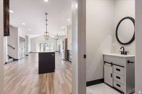 Entry Way - 328 E 300 N, Richmond, UT 84333 photo 3 of 8