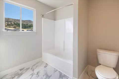 Bath - 328 E 300 N, Richmond, UT 84333 photo 5 of 6
