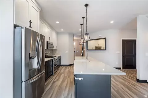 Kitchen - 328 E 300 N, Richmond, UT 84333 photo 3 of 4
