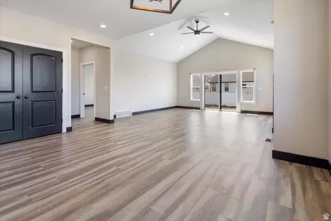 Living - 328 E 300 N, Richmond, UT 84333 photo 2 of 9