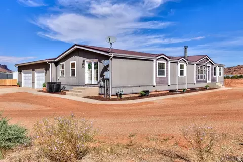 Exterior - 33 E Merriam Ct, Moab, UT 84532 photo 6 of 8