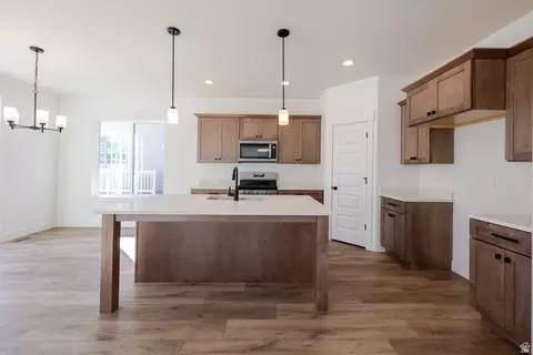 Kitchen - 3913 W 950 N #453, Eagle Mountain, UT 84043 photo 4 of 5