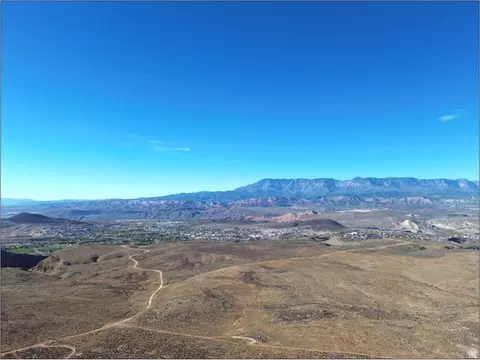 Undisclosed, Hurricane, UT 84737 photo 10