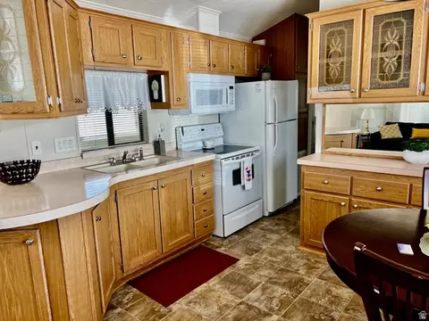 Kitchen - 1160 E Telegraph St #12, Washington, UT 84780 photo 1 of 1