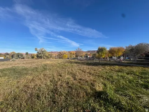 396 W 200 S, Moab, UT 84532 photo 14