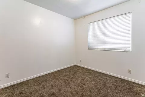 Bedroom - 75 N Peregrine Ln #8, Bountiful, UT 84010 photo 4 of 5