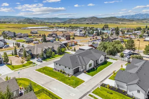 View/Area - 352 E 340 S, Kamas, UT 84036 photo 2 of 3