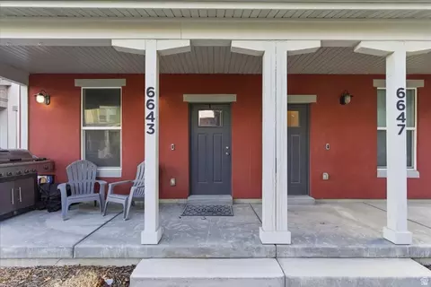 6643 W Skip Rock Rd S, South Jordan, UT 84009