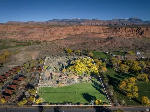 2927 S East Bench Rd, Moab, UT 84532 photo 2