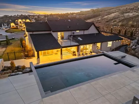 Exterior - 19 Elk Ct, Alpine, UT 84004 photo 7 of 11