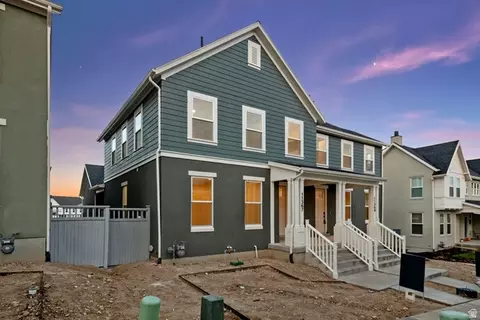 11367 S Offshore Way W #382, South Jordan, UT 84009