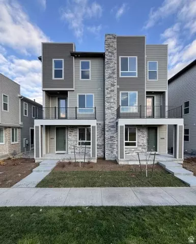 12674 S Lincoln Peak Ln #111, Herriman, UT 84096