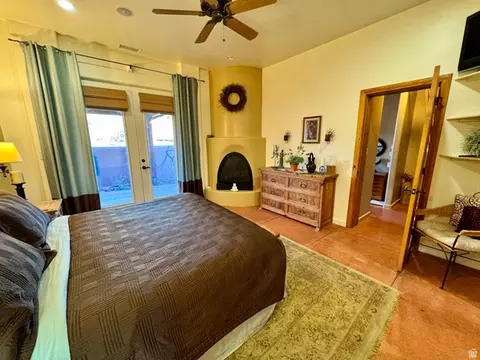 Bedroom - 2197 Rio Verde, Moab, UT 84532 photo 2 of 3