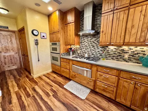 Kitchen - 2197 Rio Verde, Moab, UT 84532 photo 1 of 2