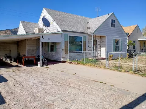 333 Denver Ave, East Carbon, UT 84520