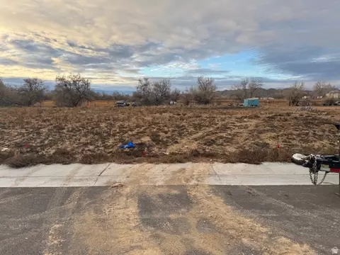 128 E 2000 S #17, Vernal, UT 84078