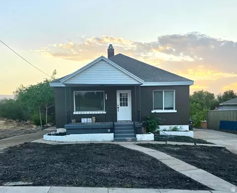 422 S Main St, Tooele, UT 84074
