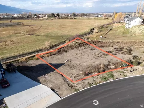 69 N 850 W #89, Hyrum, UT 84319